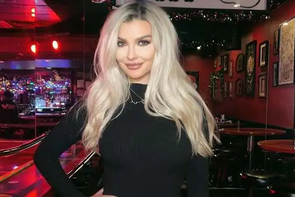 Emily Sears Bio